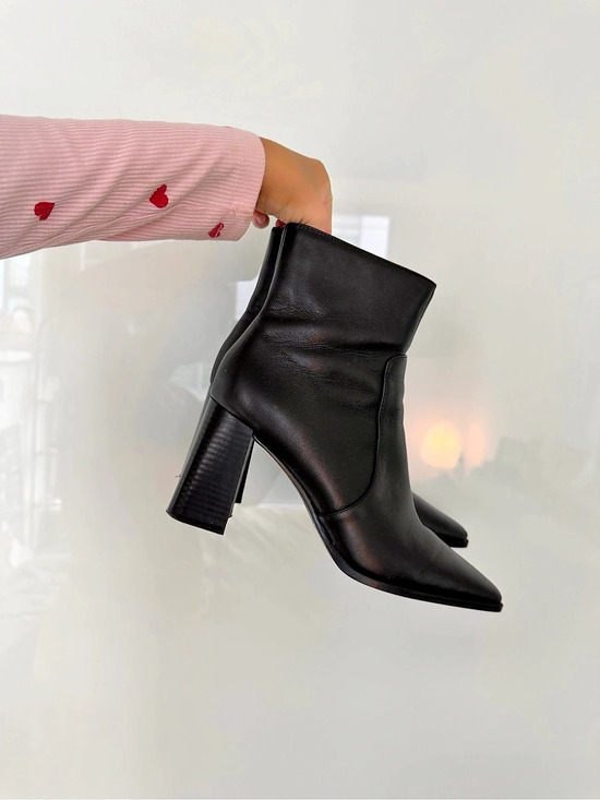 Mango Shoes - Black Square Toe Heeled Ankle Boots Like New